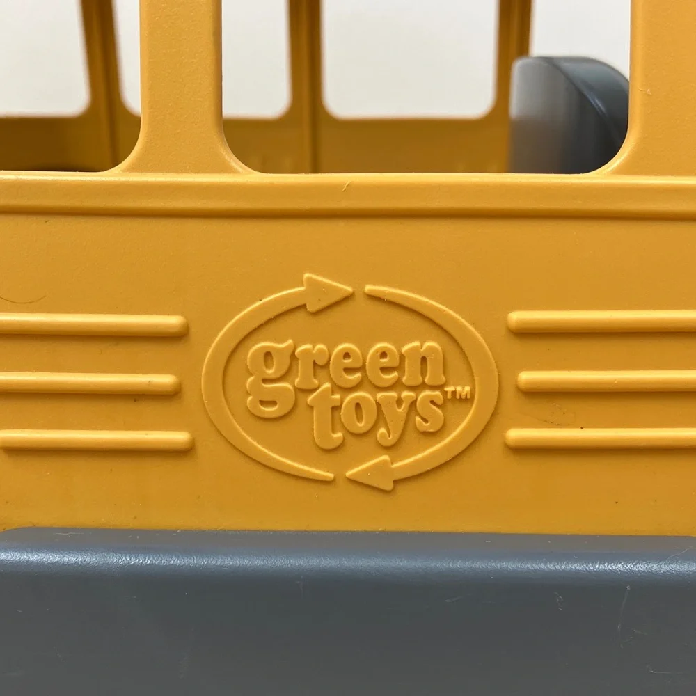 Green Toys Pull Along School Bus Wagon - Picture 2 of 7